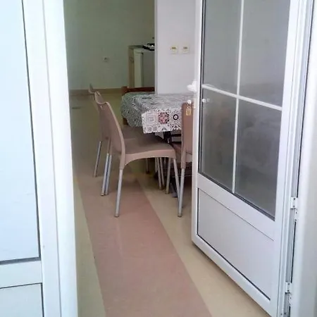 Ivana Apartment *